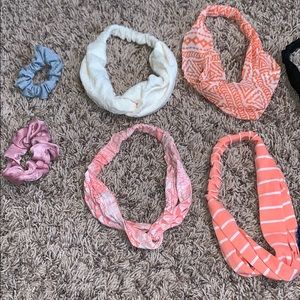 9 headbands, 2 scrunchies